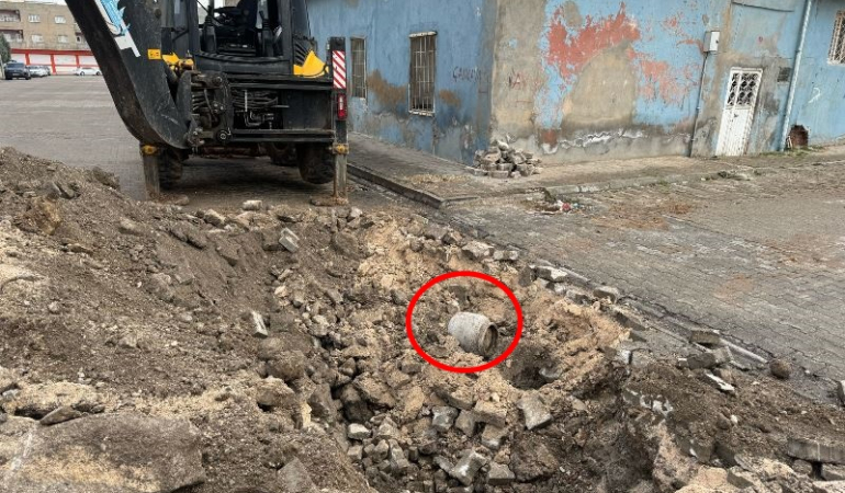Mardin’de altyapı çalışmasında patlayıcı yüklü tüp bulundu