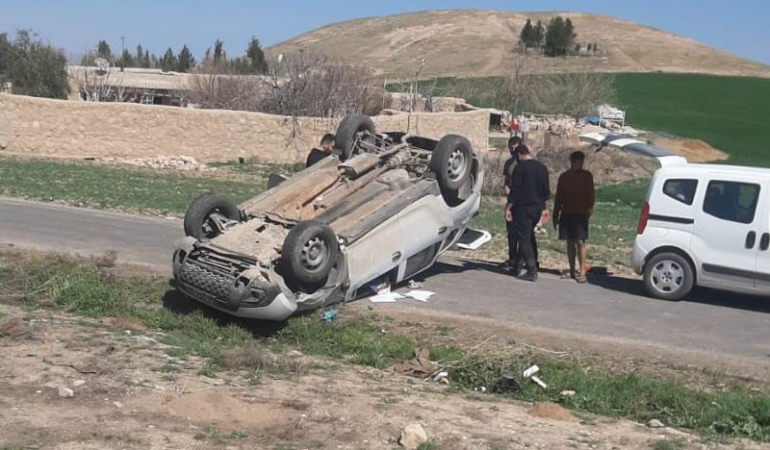 Mardin’de elektrik arıza ekibi kaza yaptı: 2 yaralı