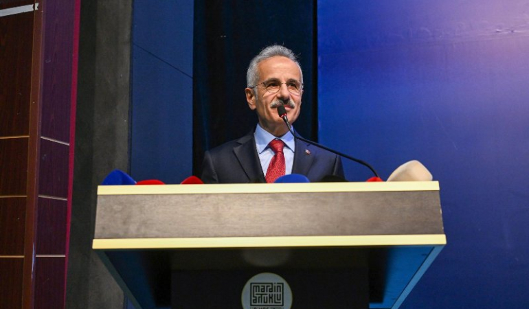 Bakan Uraloğlu’ndan Mardin’e yeni çevre yolu ve hızlı tren müjdesi