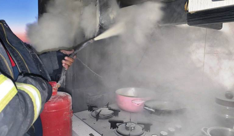 Mardin’de mutfak tüpü alev aldı: 2 yaralı